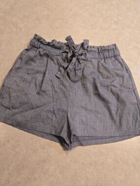 Express Women's High Rise Shorts - Medium